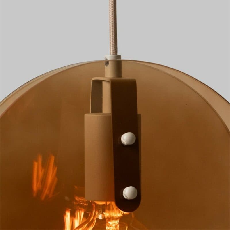 It's about Romi Pendelleuchte Toledo in Amber Detailansicht Schirm