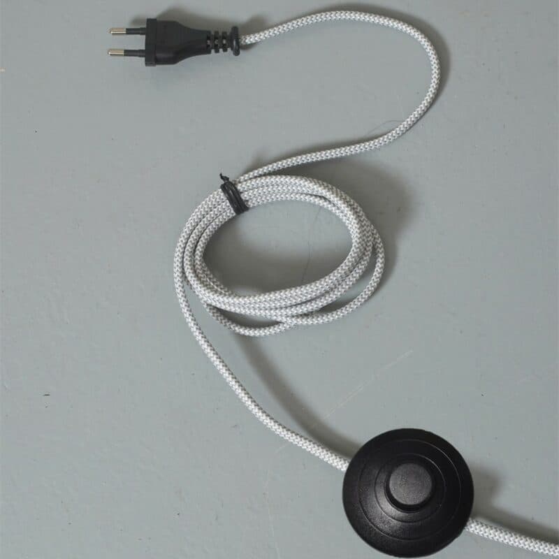 It's about Romi Stehleuchte Lisbon Detailansicht Kabel