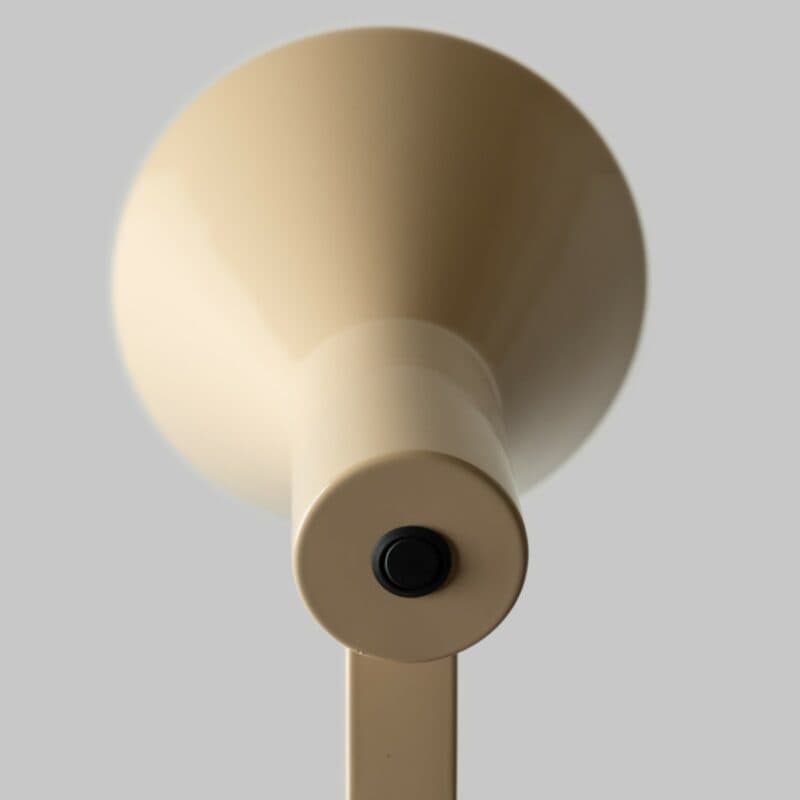 It's about Romi Wandleuchte Stavanger in Beige Detailansicht Schirm