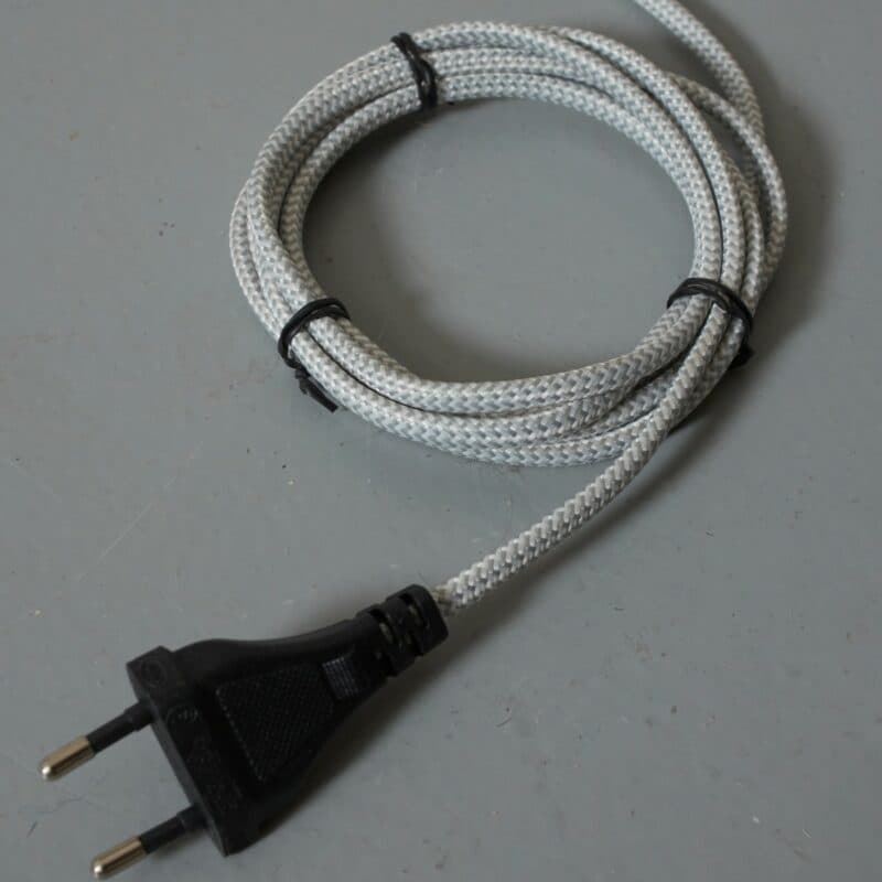 It's about Romi Stehleuchte Sapporo Detailansicht Kabel