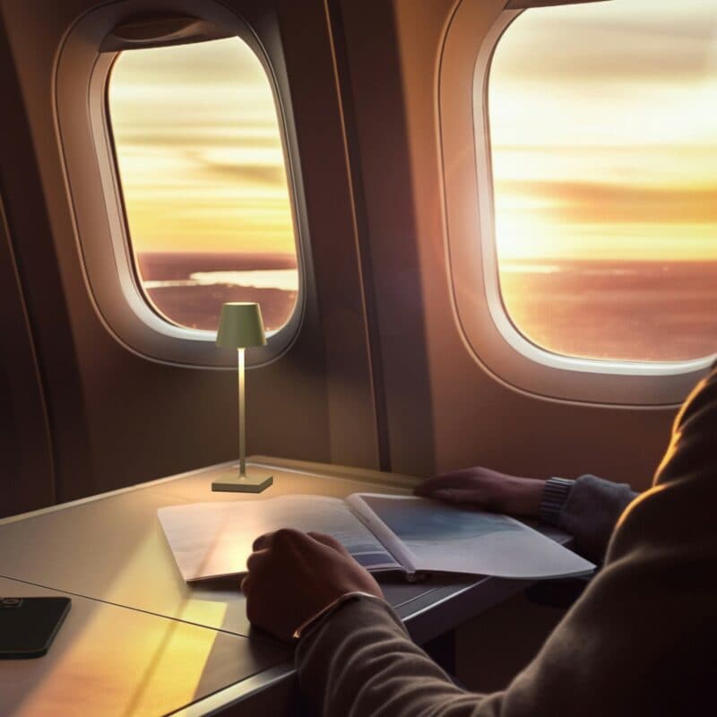 Sigor Akku-Tischleuchte Nuindie pocket in Salbeigrün Ambientebeispiel